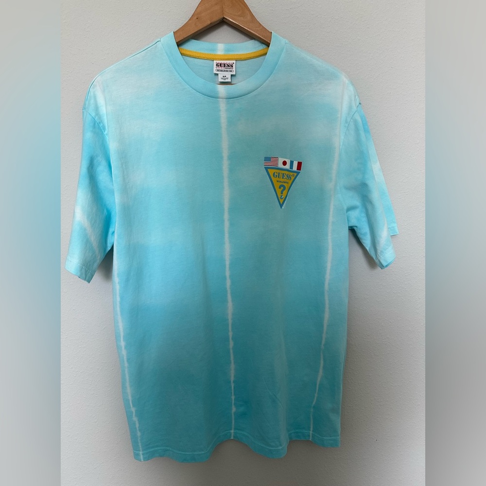 GUESS Men's Blue T-Shirt